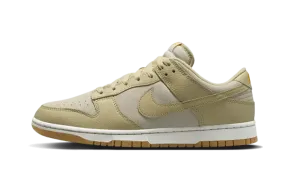 Nike Dunk Low Khaki Suede Gum