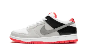 SB Dunk Low Infrared